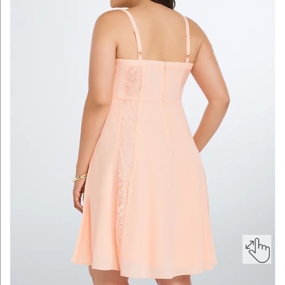 Torrid Georgette Lace Inset Dress, New with Tags - Picture 2 of 6